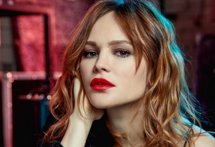 Колготки киген әйелмен порно