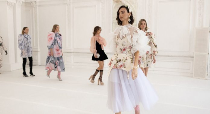 Главные тренды весны, представленные Беллой Потемкиной