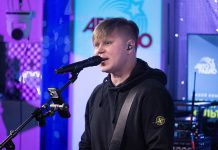 Женя Трофимов и «Комната культуры»: «Самое сложное испытание — сцена родного Барнаула»