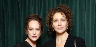 Аглая Тарасова с мамой Ксенией Раппопорт и сестрой, Юрий Колокольников и другие на премьере «Левши»