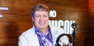 Платиновый прорыв: Группа «Рождество» отметила миллиард прослушиваний хита «Так хочется жить!»