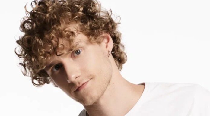 «Разбегусь» – эксперимент с формой и глубиной от cocorin