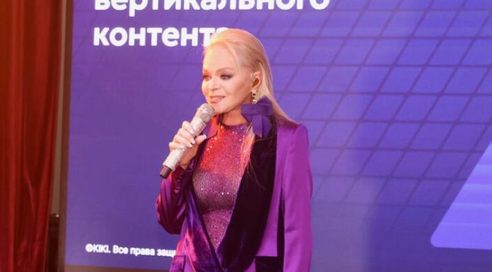 «Не держу ни на кого обиды и иду дальше»: Лариса Долина дала первое интервью после скандала с квартирой