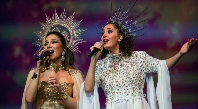 Легендарные треки в уникальном шоу «Mirror of Enigma»