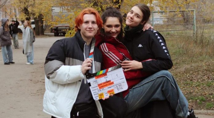 «Блогерши»: съемки кино с блогерами-миллионниками завершились в центре Москвы