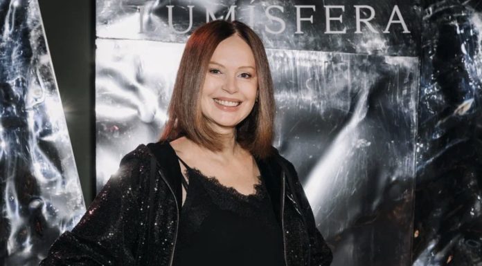Ирина Безрукова, Мария Шурочкина, Катя Шпица на премьере «Ты прекрасна» Lumisfera и Флаувау