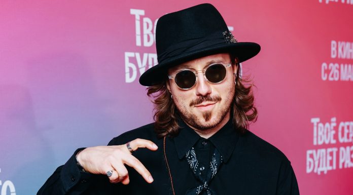 Ведущий Like FM Виталик Мишура – о первой любви, весне и школьных хулиганах