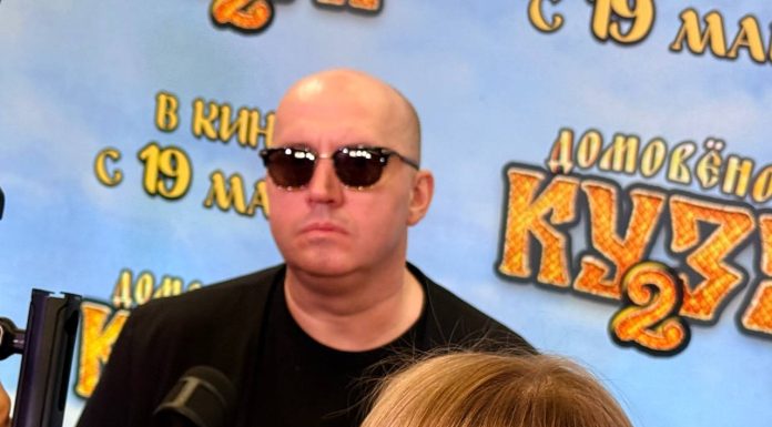 Сергей Бурунов и Эвелина Бледанс признались, что верят в тонкий мир на премьере «Домовенок Кузя 2»