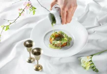 Помогать легко и вкусно: Фонду Хабенского 18 лет