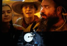 Премьера в жанре «тотальный театр» к 80-летию Рыбникова