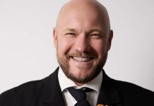 Дарите женщинам ромашки: VAVAN устроил флешмоб в преддверии релиза