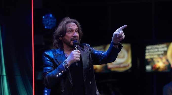 Стас Михайлов, группа «Фабрика», Анна Немченко и Сосо Павлиашвили поздравили «Авторадио» с новосельем