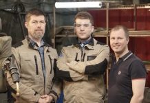На ТНТ выходит новый сезон шоу «Кто куда» с Лео Канделаки и Анжеликой Стубайло