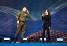 «Спасибо за труд!»: подарок заводчанам от Елены Север и звезд «Русского радио»