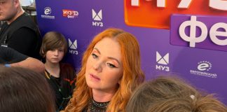 «Татушка» Лена Катина с сыном, Давид Туров, группа «Дюна» и Милана Хаметова: как стартовал МУЗОН ФЕСТ