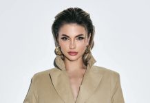SVETLAYA – 1000 Причин